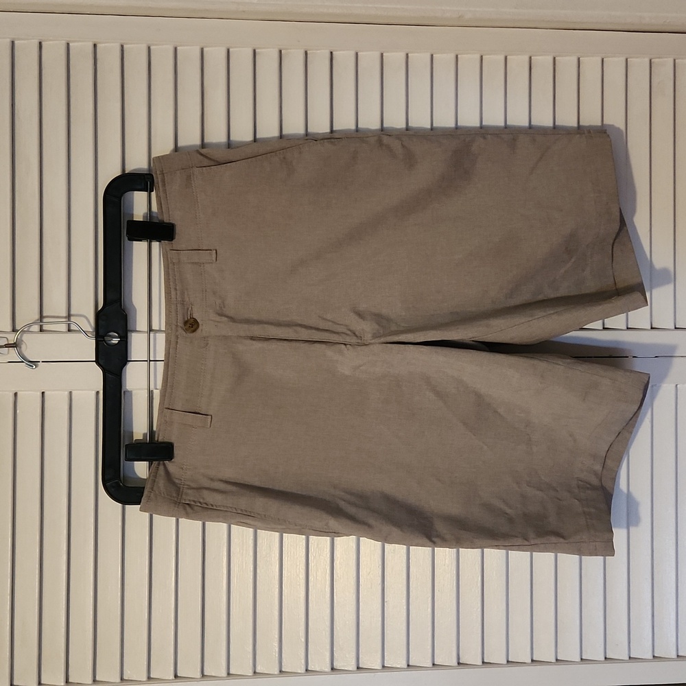 NICKLAUS MEN'S GOLF SHORTS SIZE 30